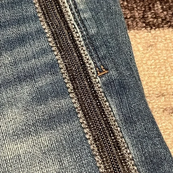 White House Black Market Girlfriend embellished crop jeans Size 6 - Picture 3 of 12